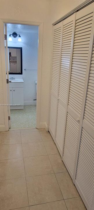 Под контрактом: $1,595 (1 спален, 1 ванн, 746 Квадратных фут)