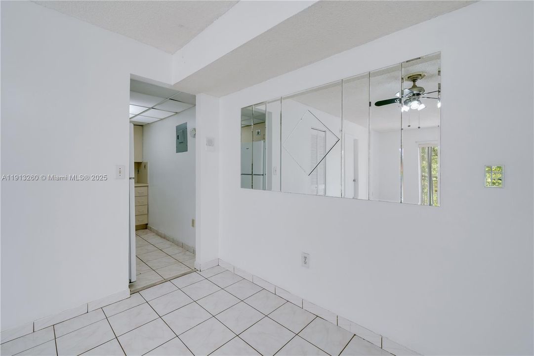 For Sale: $229,000 (2 beds, 2 baths, 782 Square Feet)
