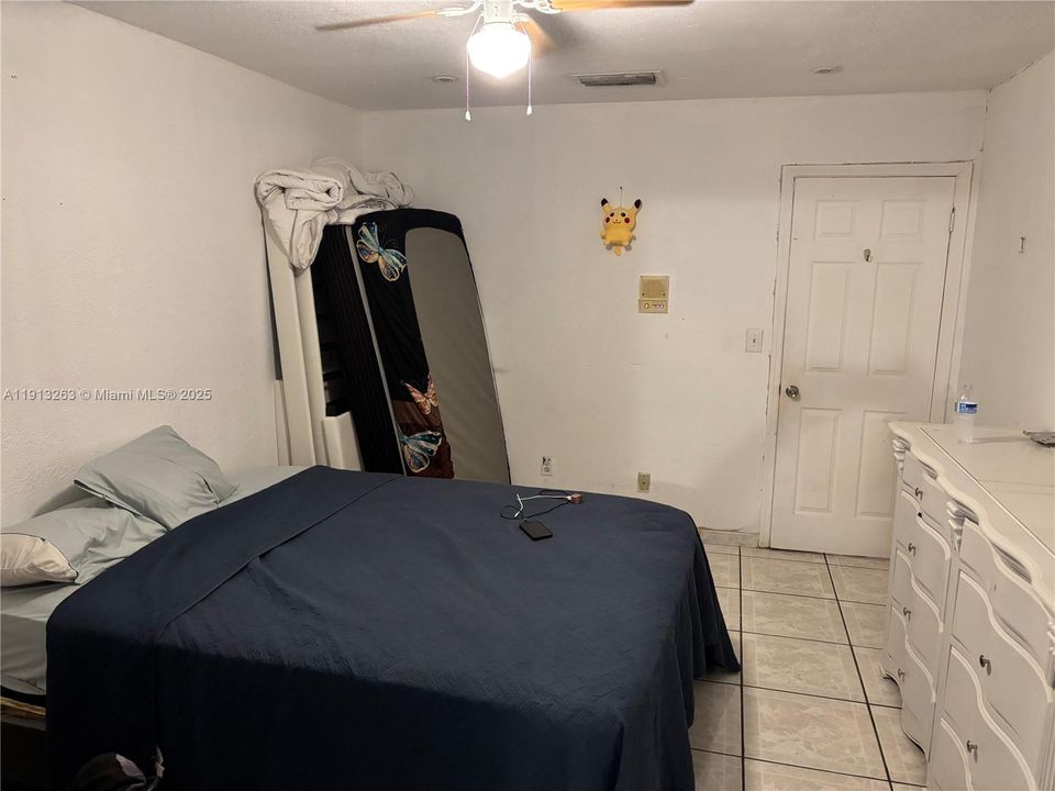 For Sale: $495,000 (4 beds, 3 baths, 1244 Square Feet)