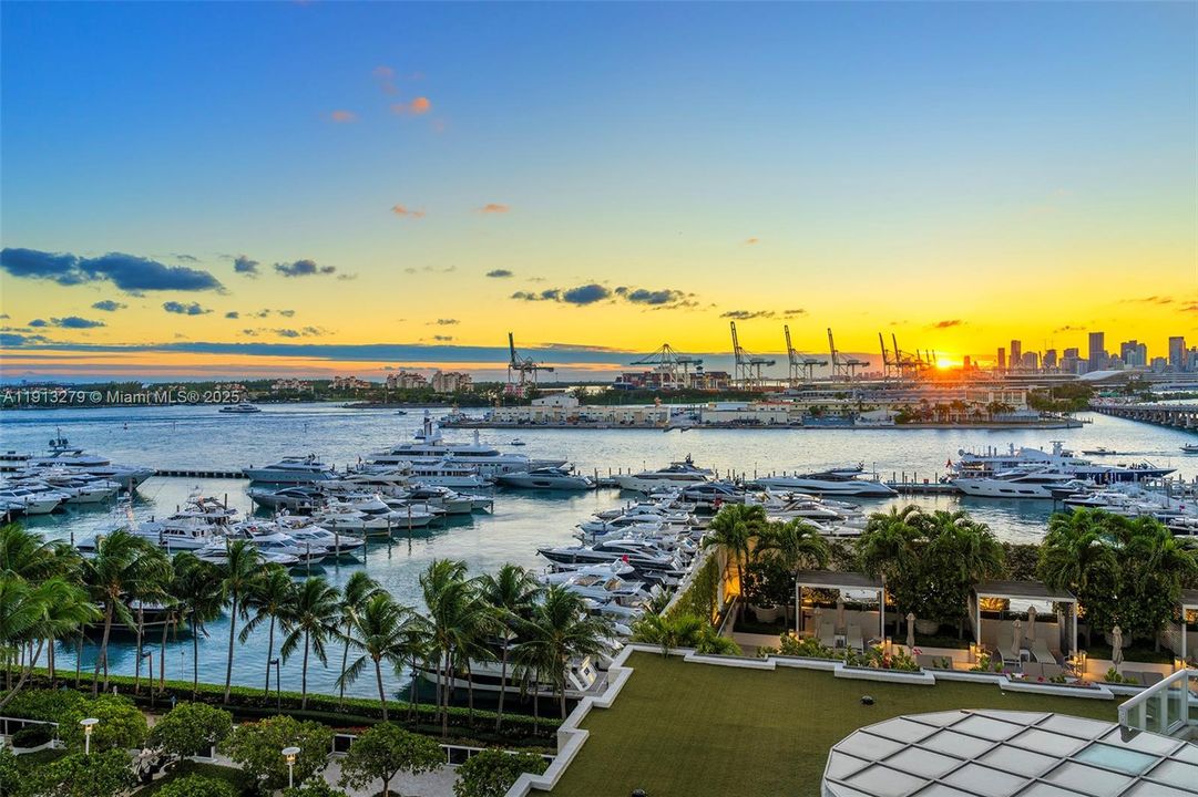 En Venta: $2,425,000 (2 camas, 2 baños, 1750 Pies cuadrados)