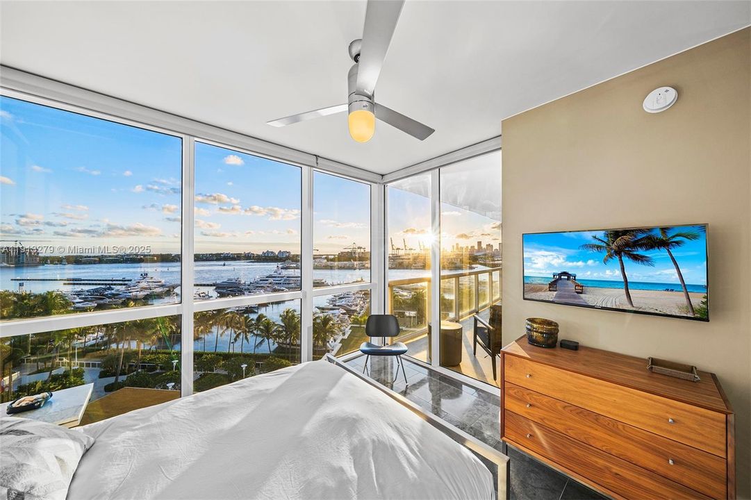 En Venta: $2,425,000 (2 camas, 2 baños, 1750 Pies cuadrados)