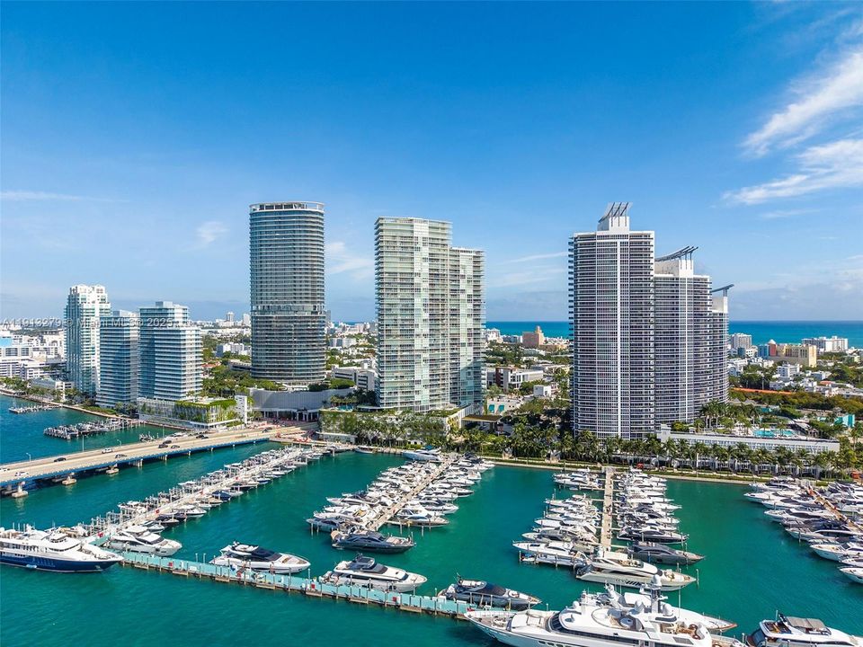 En Venta: $2,425,000 (2 camas, 2 baños, 1750 Pies cuadrados)