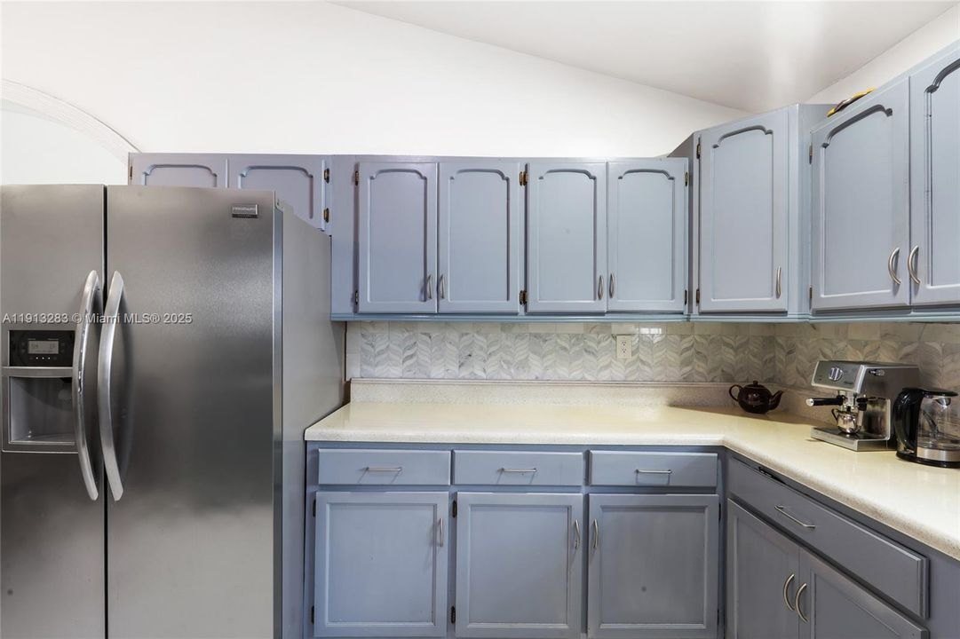 For Sale: $580,000 (3 beds, 2 baths, 1630 Square Feet)