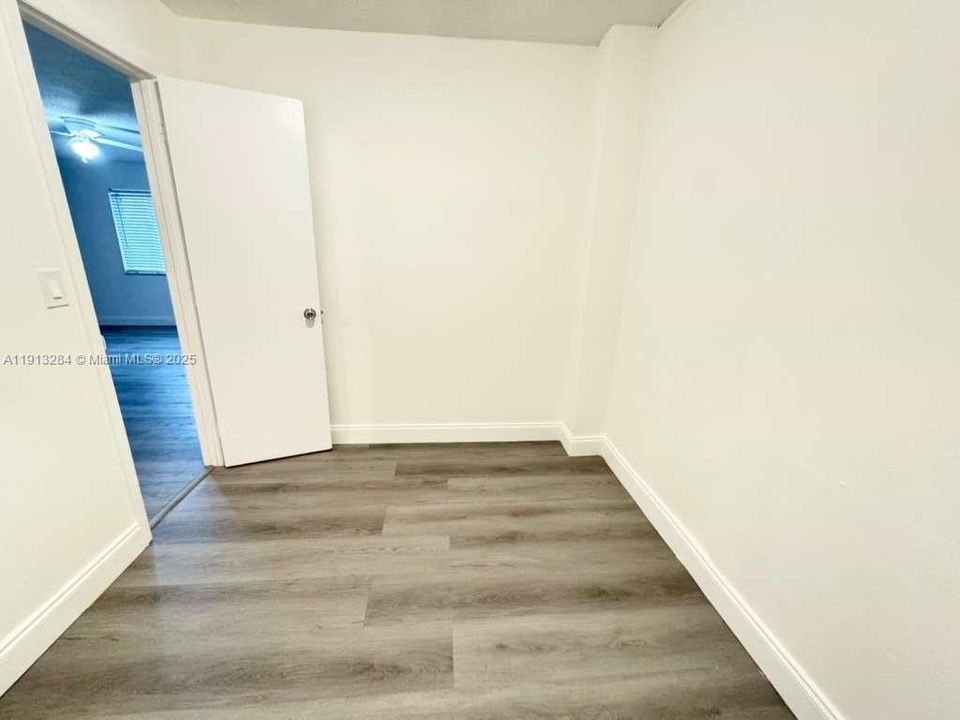 For Rent: $1,790 (2 beds, 1 baths, 850 Square Feet)