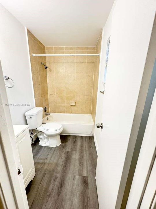 For Rent: $1,790 (2 beds, 1 baths, 850 Square Feet)