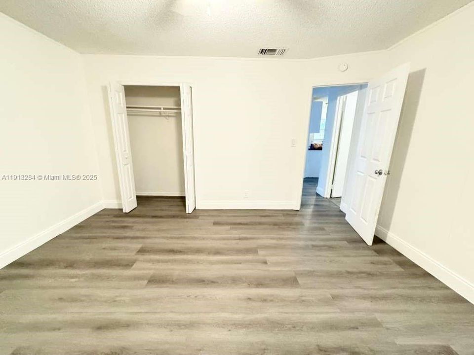For Rent: $1,790 (2 beds, 1 baths, 850 Square Feet)