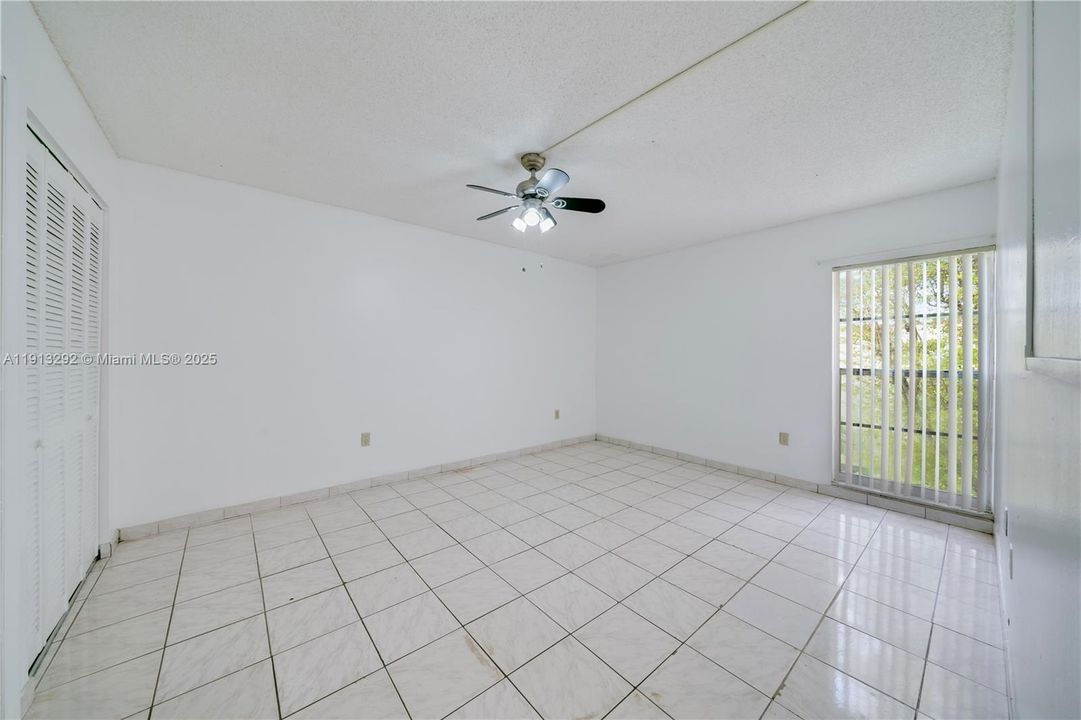 For Rent: $2,000 (2 beds, 2 baths, 782 Square Feet)