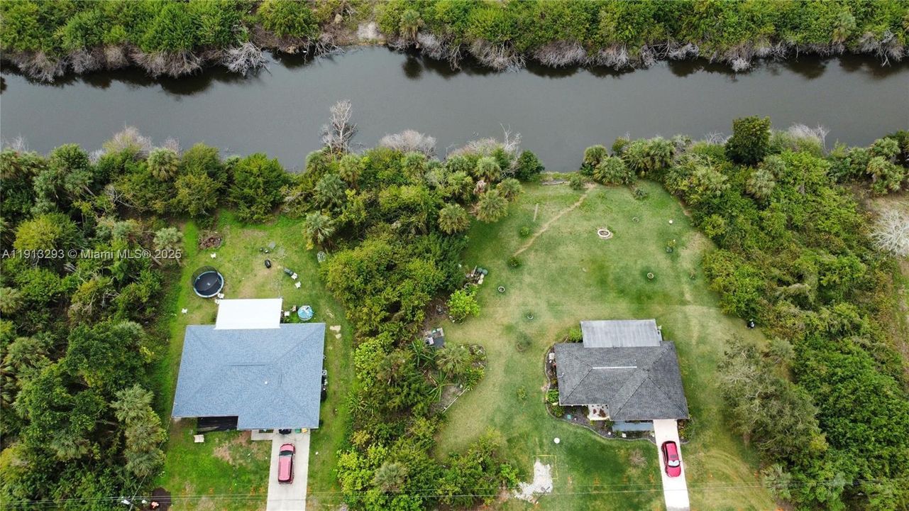 En Venta: $29,999 (0.23 acres)