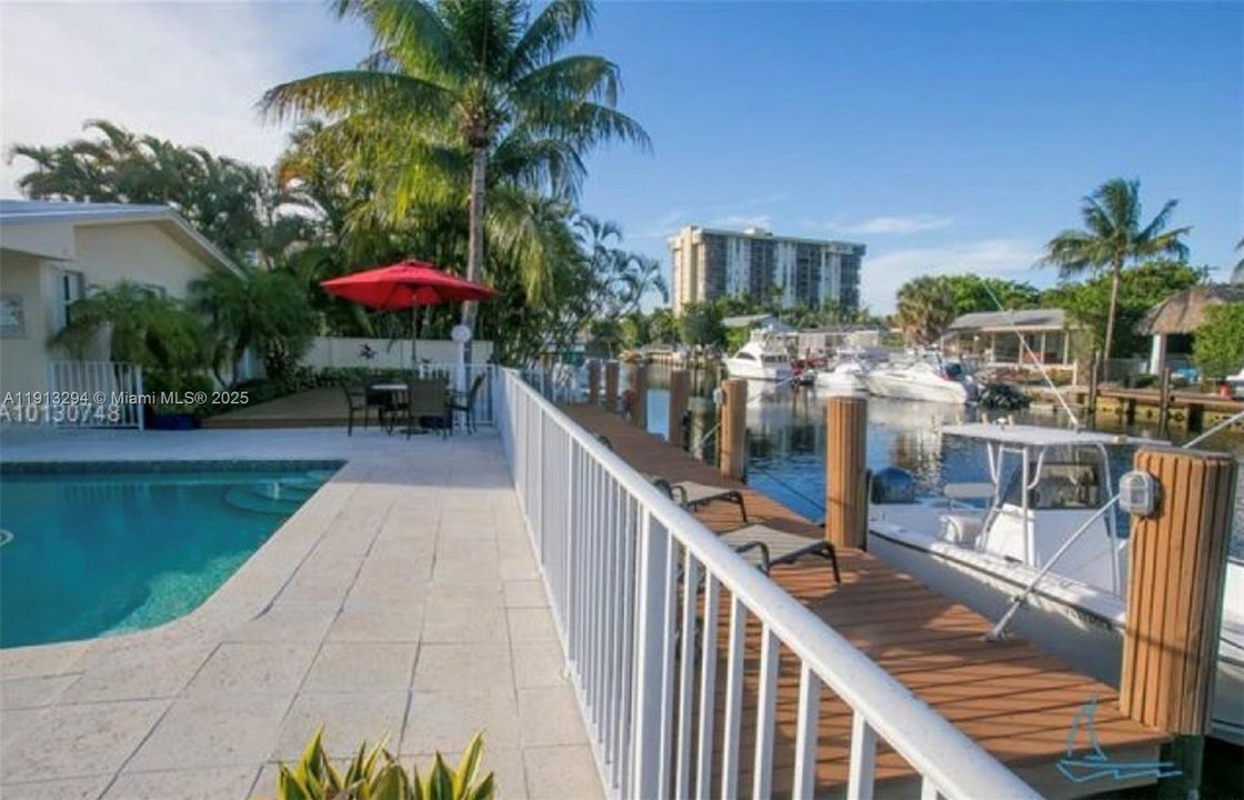 For Rent: $11,500 (4 beds, 3 baths, 2140 Square Feet)