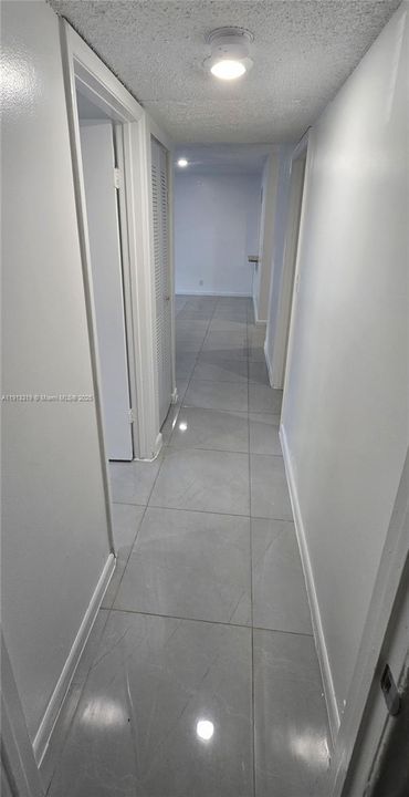 Active With Contract: $1,900 (2 beds, 1 baths, 223601 Square Feet)