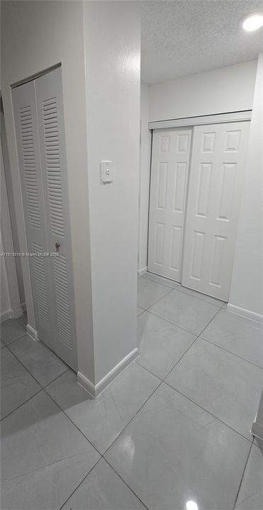 Active With Contract: $1,900 (2 beds, 1 baths, 223601 Square Feet)