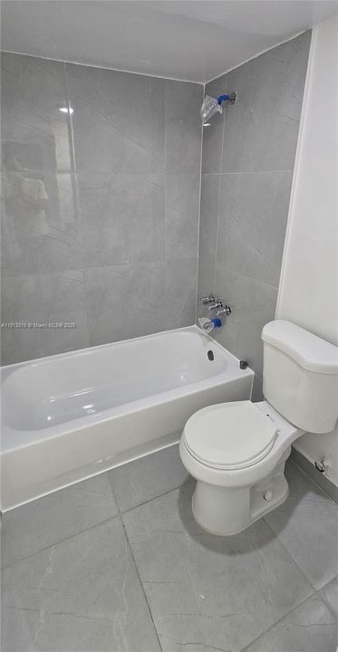 Active With Contract: $1,900 (2 beds, 1 baths, 223601 Square Feet)