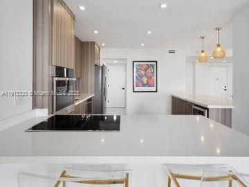 Active With Contract: $4,100 (2 beds, 2 baths, 1776 Square Feet)