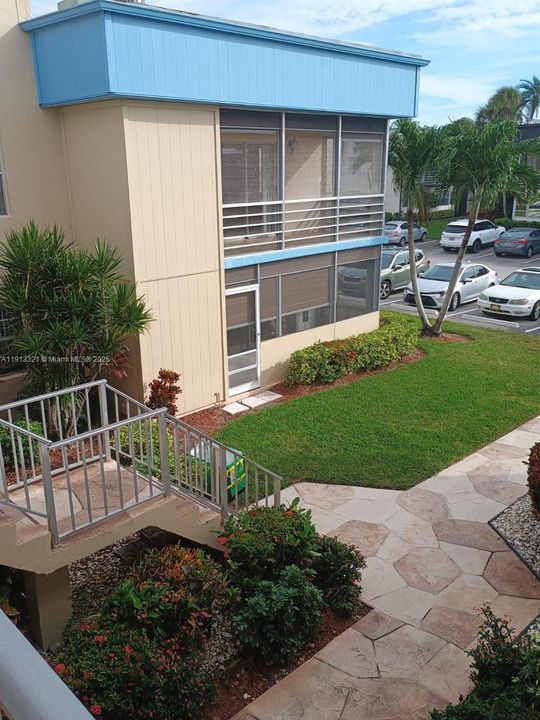 En Venta: $99,500 (2 camas, 2 baños, 902 Pies cuadrados)