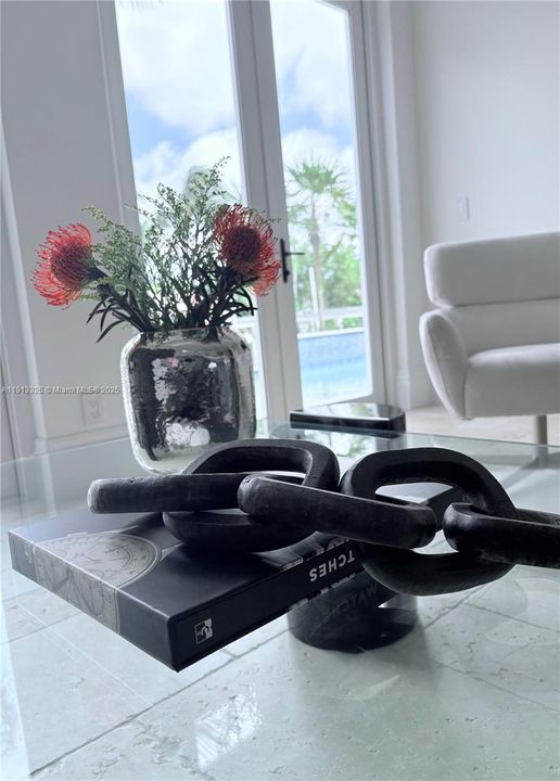 For Rent: $25,000 (5 beds, 5 baths, 5631 Square Feet)