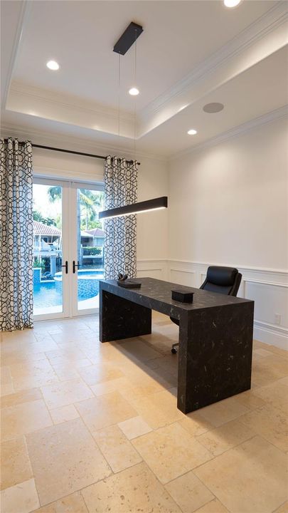 For Rent: $25,000 (5 beds, 5 baths, 5631 Square Feet)