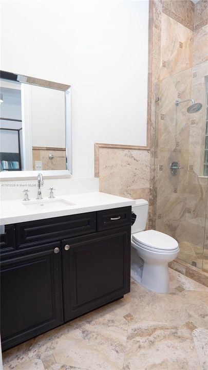 For Rent: $25,000 (5 beds, 5 baths, 5631 Square Feet)