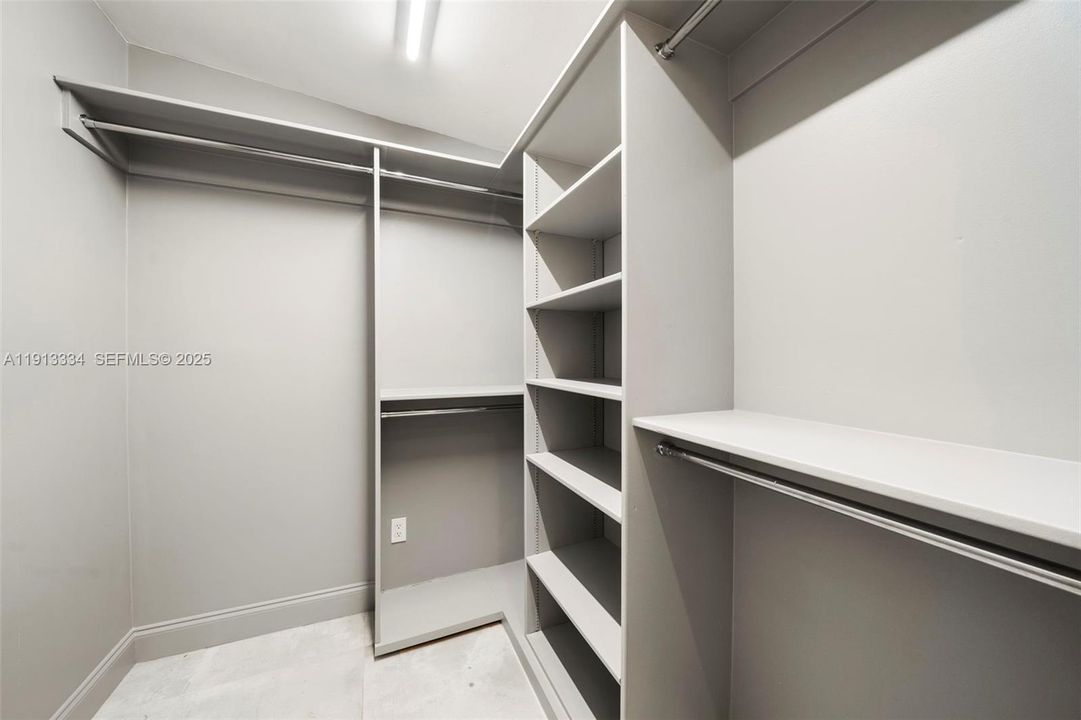 En Renta: $13,500 (4 camas, 3 baños, 2549 Pies cuadrados)