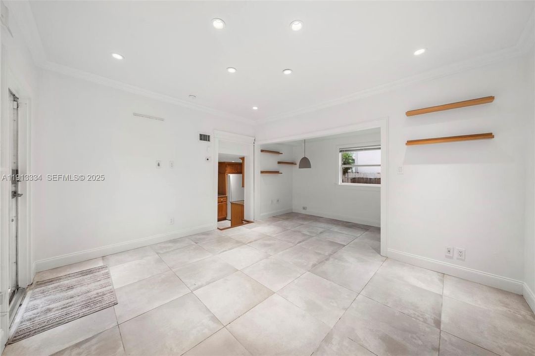 En Renta: $13,500 (4 camas, 3 baños, 2549 Pies cuadrados)