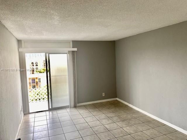 For Rent: $1,775 (1 beds, 1 baths, 605 Square Feet)