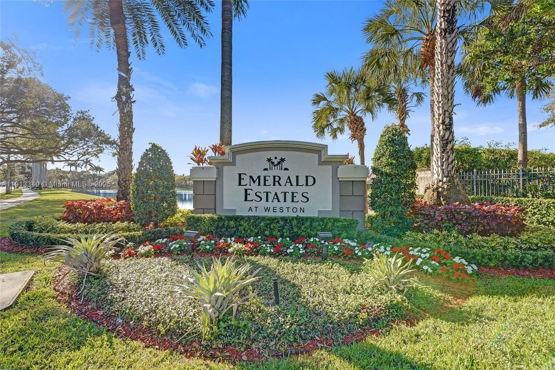 For Rent: $3,950 (3 beds, 2 baths, 1495 Square Feet)