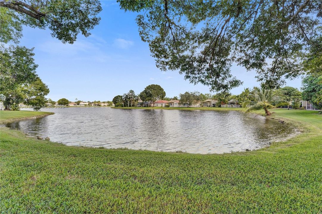 For Rent: $3,950 (3 beds, 2 baths, 1495 Square Feet)