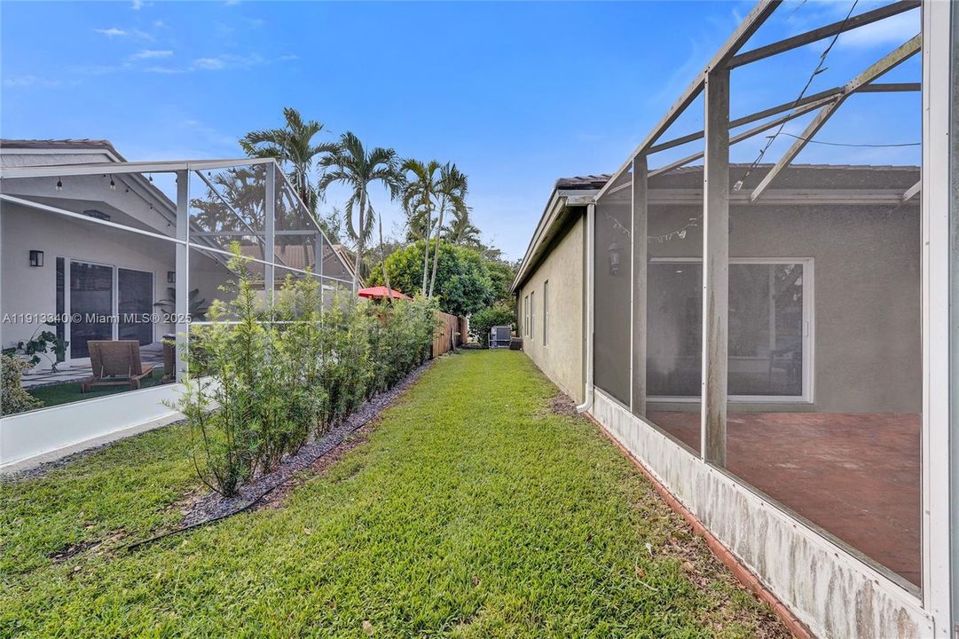 For Rent: $3,950 (3 beds, 2 baths, 1495 Square Feet)