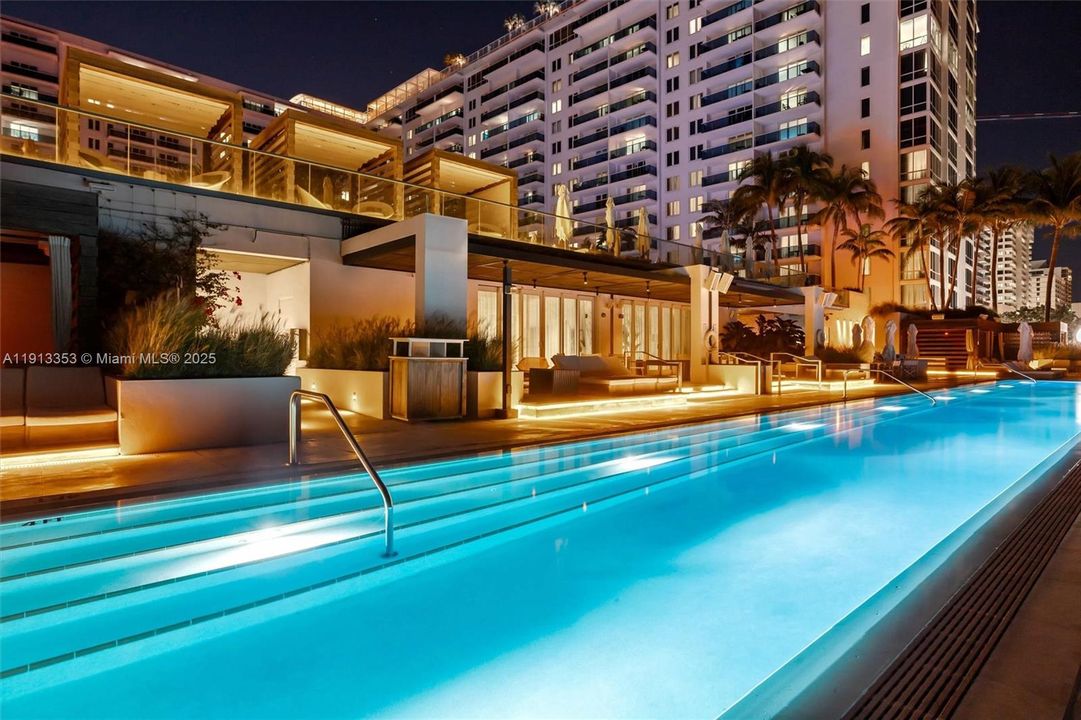 待售: $5,500,000 (3 贝兹, 3 浴室, 2480 平方英尺)