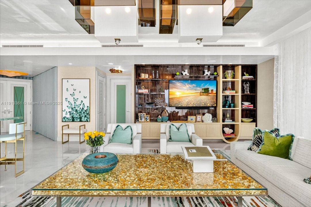 For Sale: $10,900,000 (5 beds, 7 baths, 4131 Square Feet)