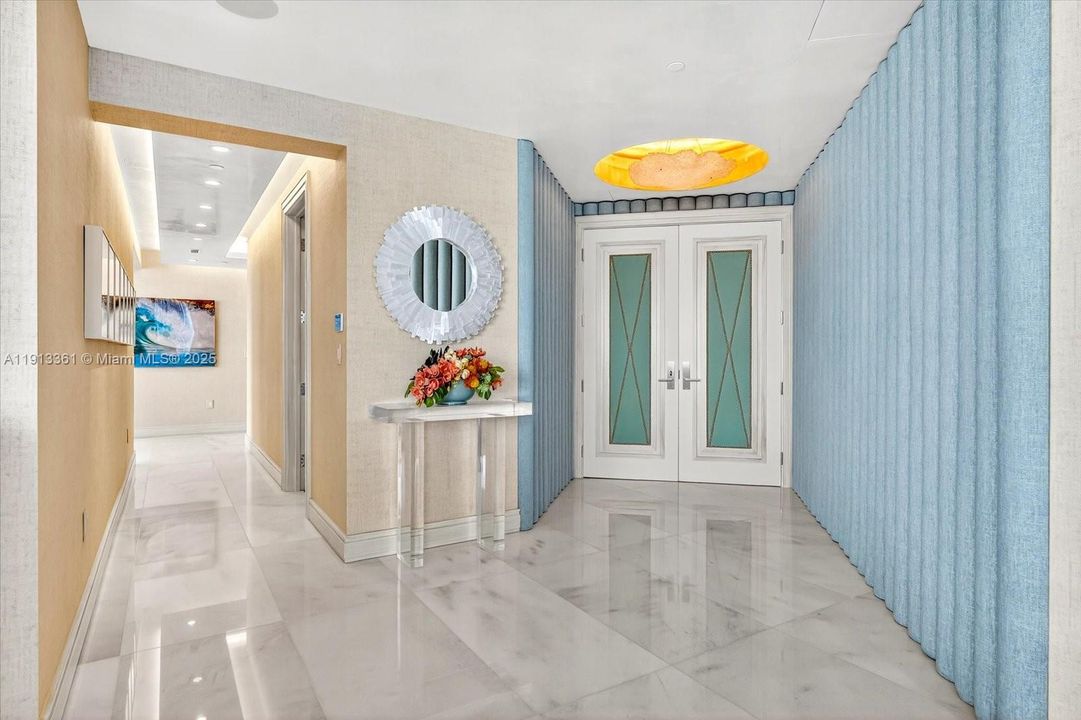 For Sale: $10,900,000 (5 beds, 7 baths, 4131 Square Feet)