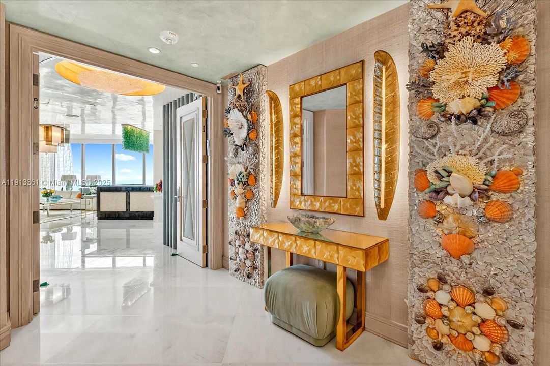 For Sale: $10,900,000 (5 beds, 7 baths, 4131 Square Feet)