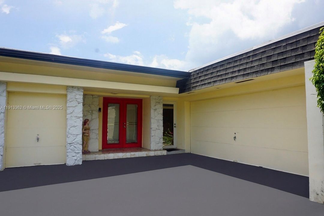 For Rent: $4,750 (3 beds, 2 baths, 3224 Square Feet)