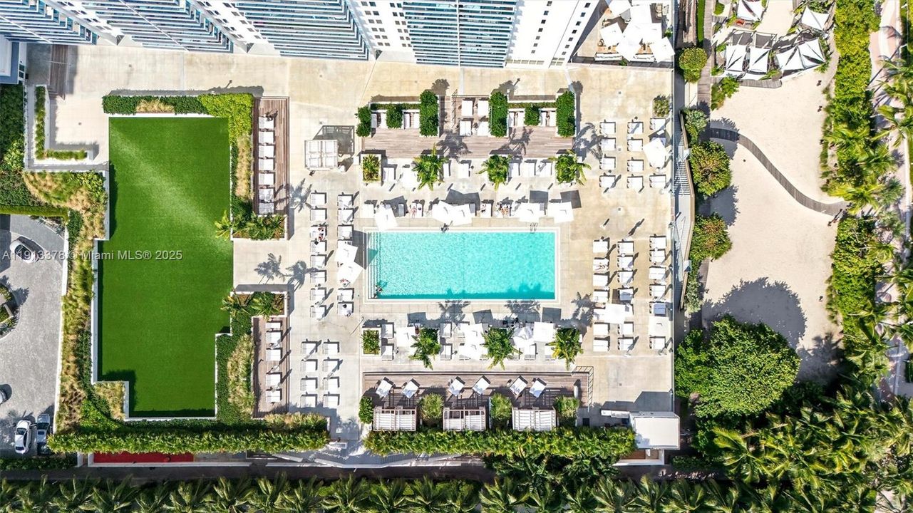 待售: $2,990,000 (2 贝兹, 2 浴室, 1640 平方英尺)