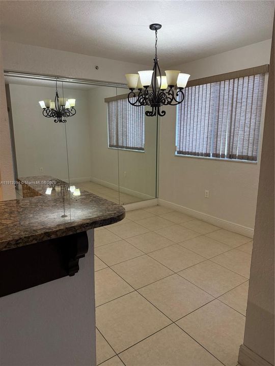 Active With Contract: $2,300 (2 beds, 2 baths, 1061 Square Feet)