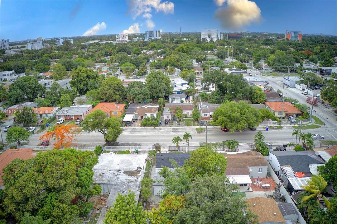 待售: $645,000 (4 贝兹, 2 浴室, 1530 平方英尺)