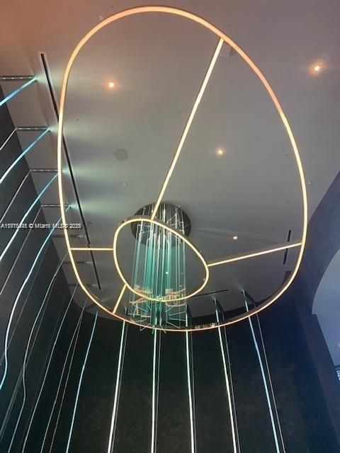 Под контрактом: $5,500 (1 спален, 1 ванн, 870 Квадратных фут)