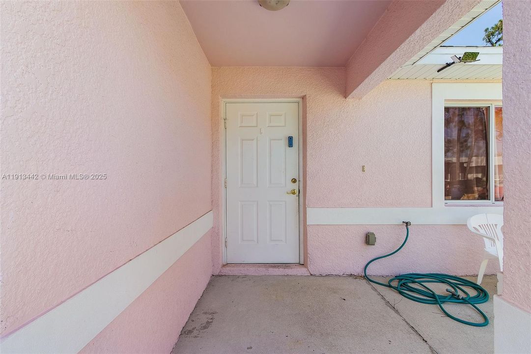 For Rent: $2,100 (3 beds, 2 baths, 0 Square Feet)