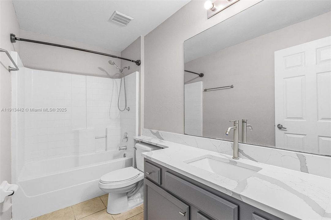 For Rent: $2,100 (3 beds, 2 baths, 0 Square Feet)