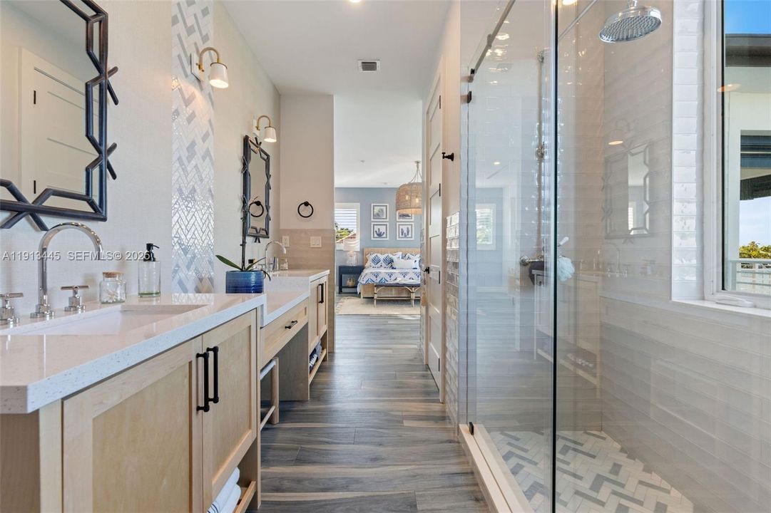 На продажу: $4,400,000 (4 спален, 4 ванн, 2907 Квадратных фут)