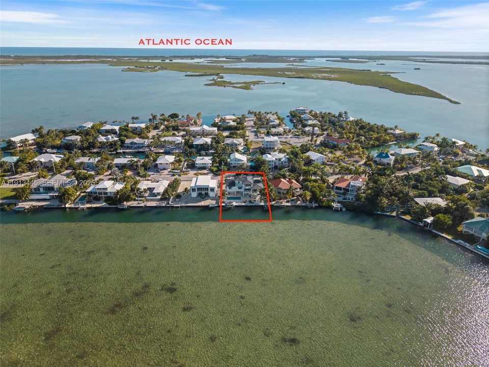 На продажу: $4,400,000 (4 спален, 4 ванн, 2907 Квадратных фут)