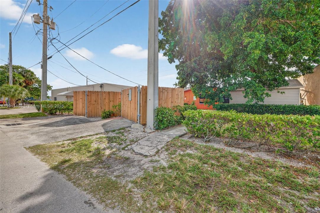 For Rent: $8,000 (0 beds, 0 baths, 0 Square Feet)