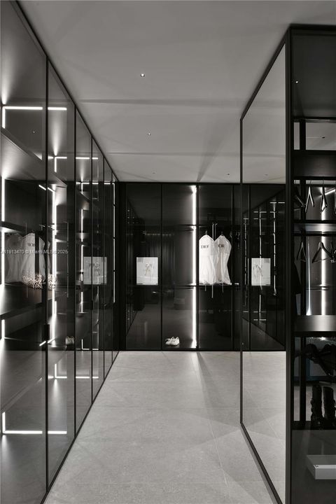 For Sale: $42,000,000 (6 beds, 7 baths, 7869 Square Feet)