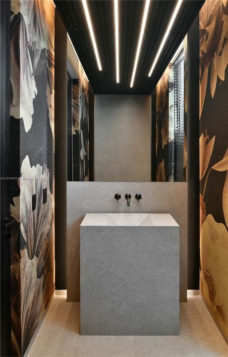 For Sale: $42,000,000 (6 beds, 7 baths, 7869 Square Feet)