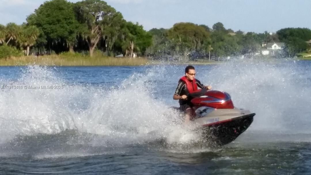 For Sale: $549,000 (3 beds, 2 baths, 1817 Square Feet)