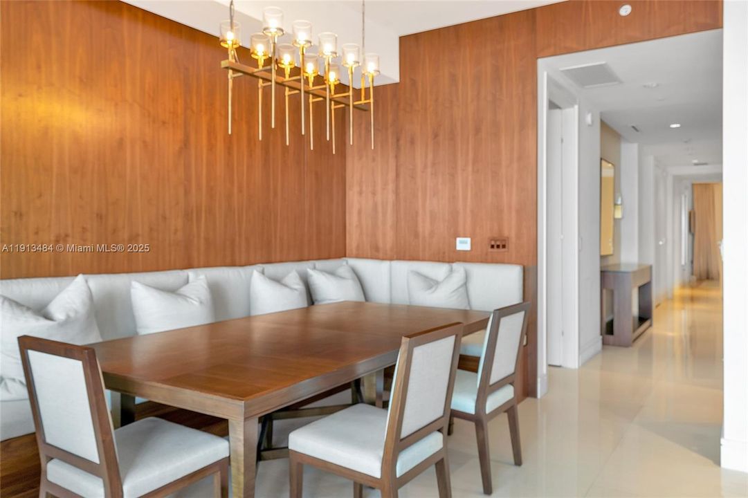 En Renta: $11,000 (3 camas, 5 baños, 2238 Pies cuadrados)