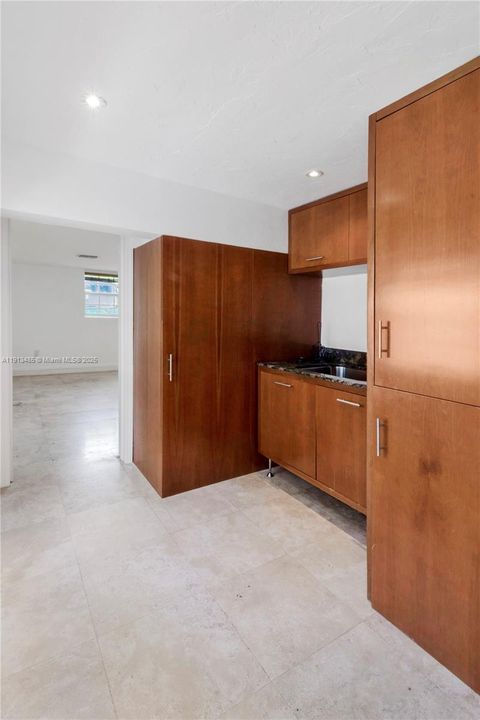 For Rent: $14,500 (4 beds, 3 baths, 3135 Square Feet)