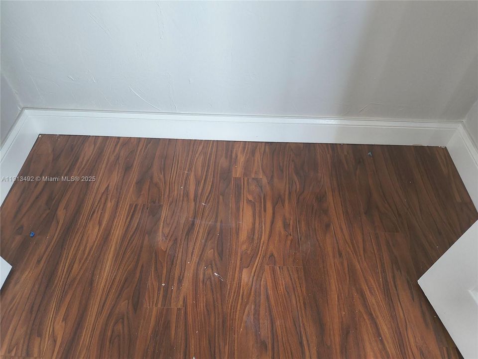 Recientemente alquilado: $2,600 (3 camas, 2 baños, 1205 Pies cuadrados)