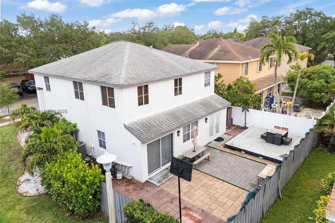 Active With Contract: $599,000 (4 beds, 2 baths, 1941 Square Feet)