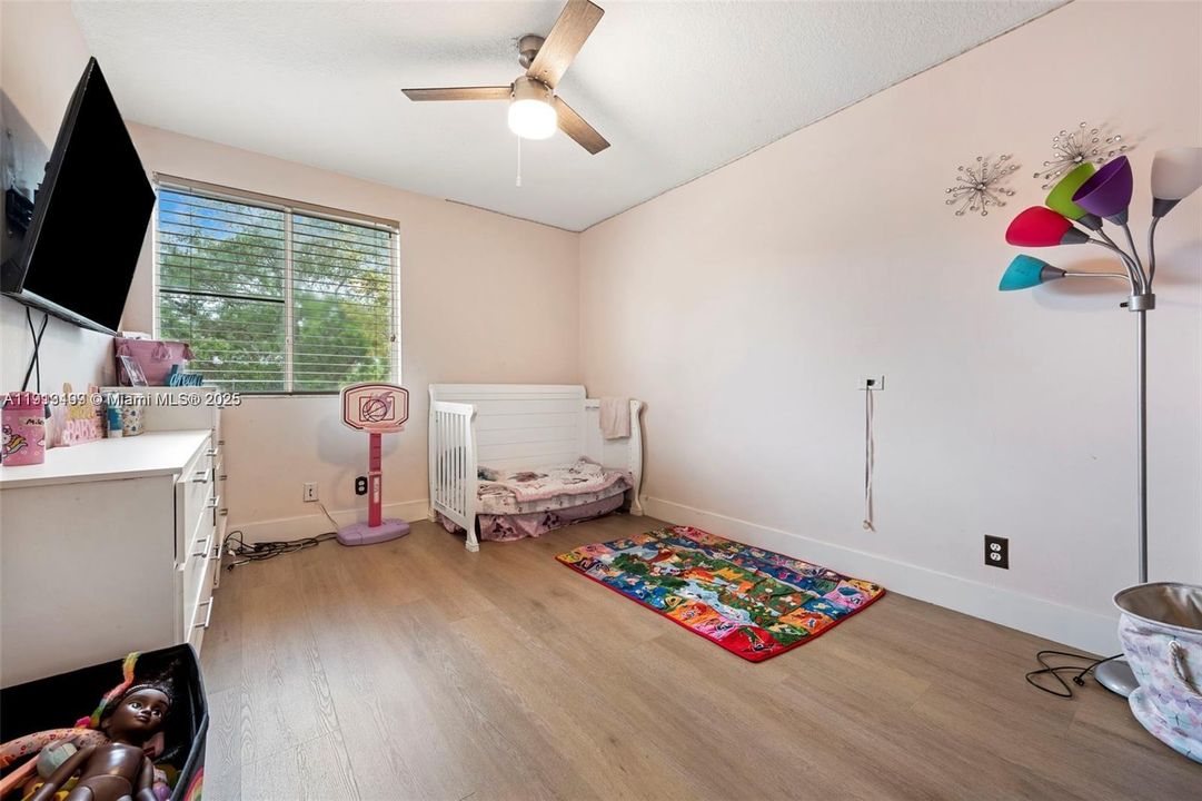 Active With Contract: $599,000 (4 beds, 2 baths, 1941 Square Feet)