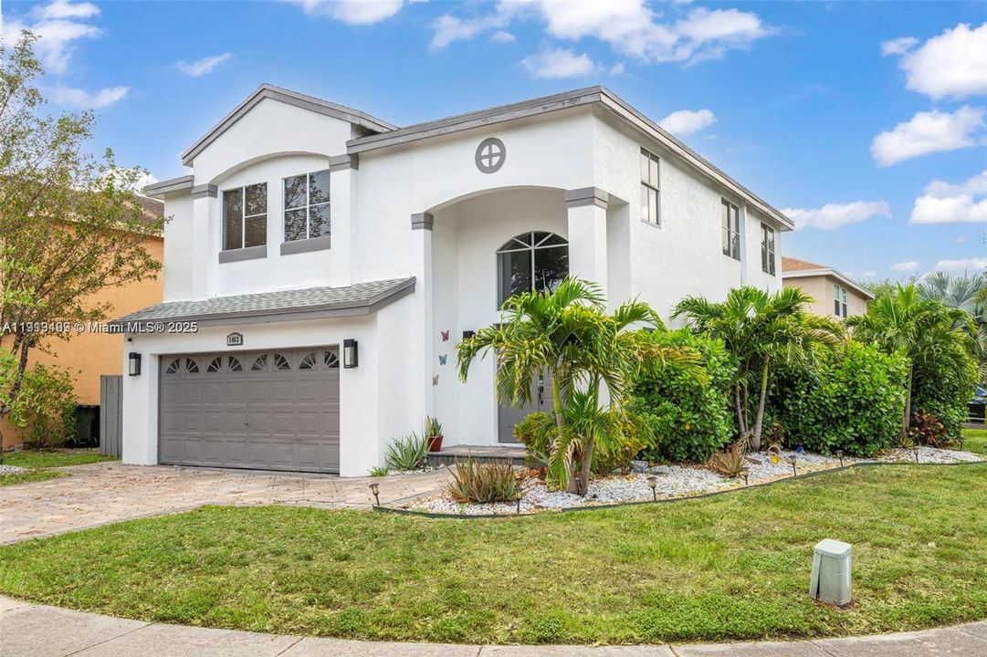 Active With Contract: $599,000 (4 beds, 2 baths, 1941 Square Feet)